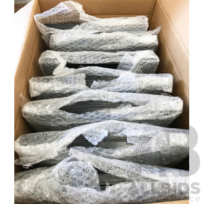 Assorted Dell and Samsung LCD Monitors - Lot of 14