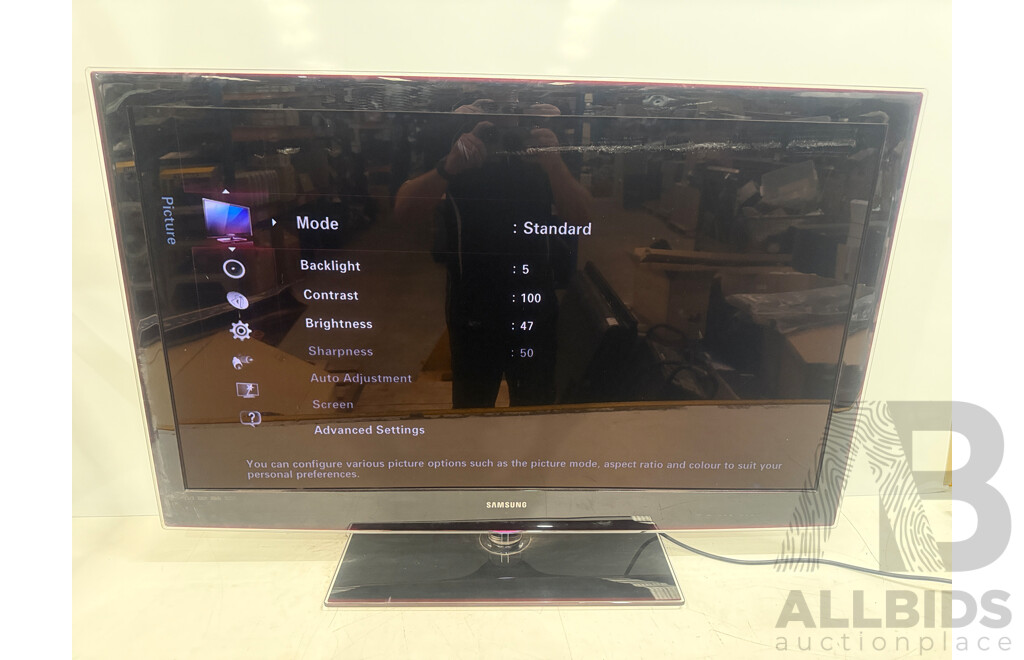 Samsung 46 Inch Series 5 TV