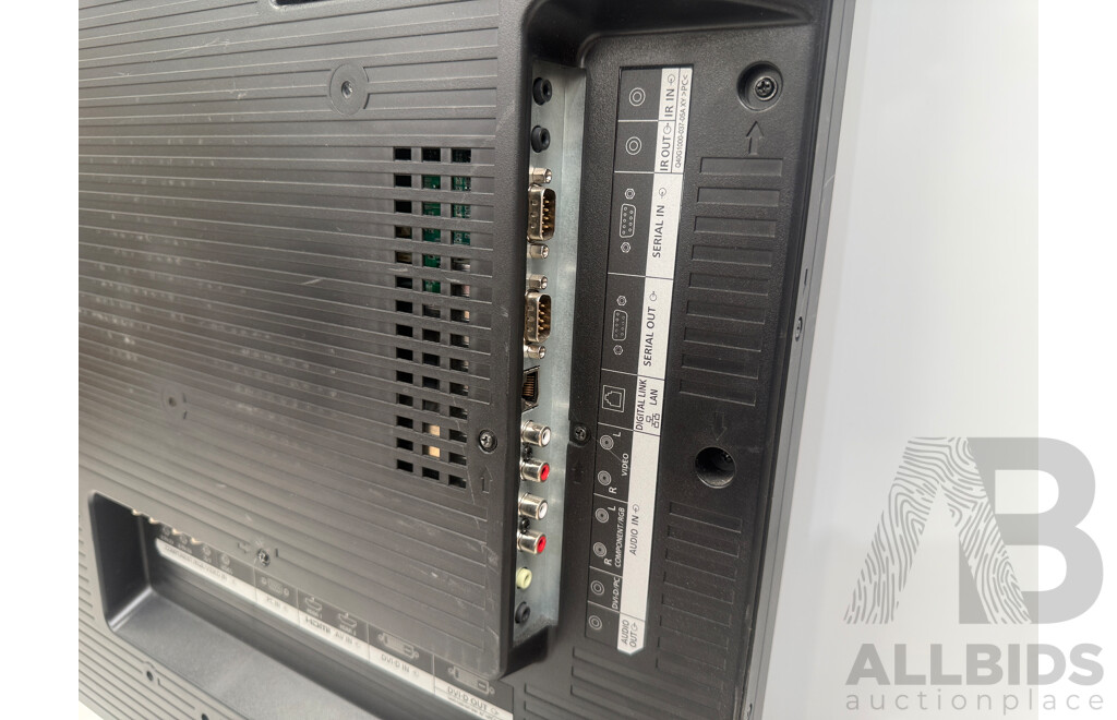 Panasonic 42 Inch Full HD LCD TV (Repair Only Cracked Screen)