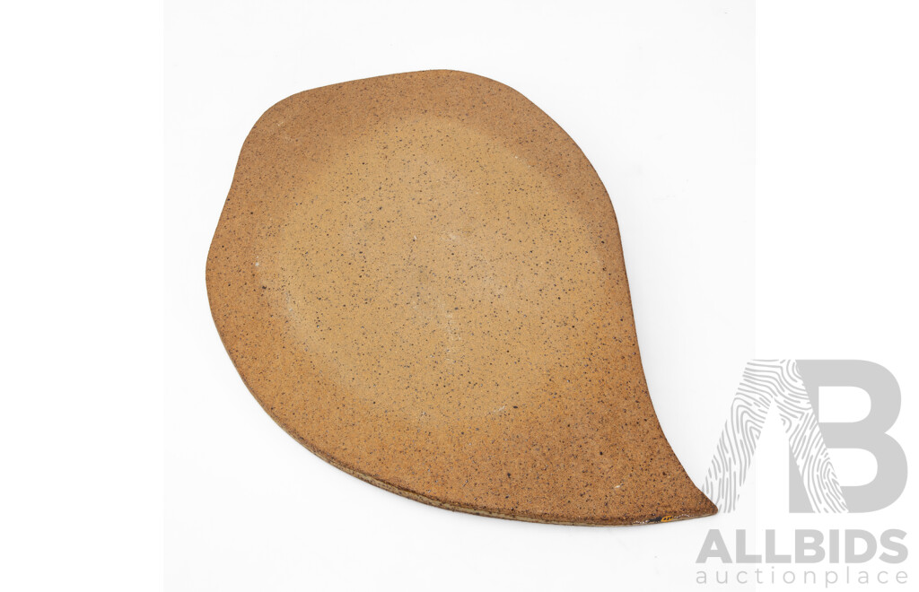 Studio Art Stoneware Display Leaf