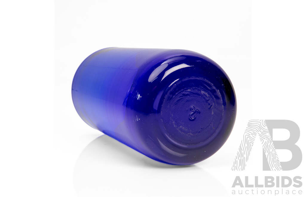 Nine Vintage Libbey Glass Cobalt Blue Metropolitan Tumblers