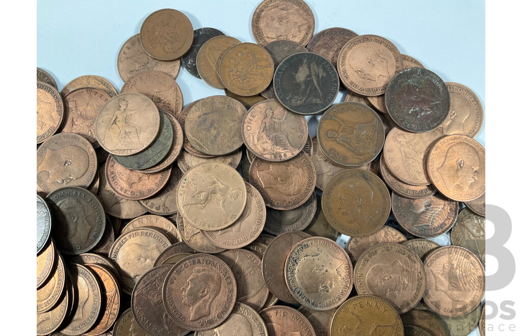 Collection of Great Britain Pennies Spanning QV to QE2 - Approximately 3.2 Kilograms