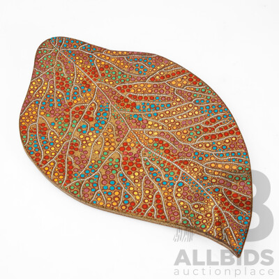 Studio Art Stoneware Display Leaf