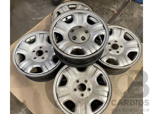 Toyota Steel Wheel Rims - Set of 5