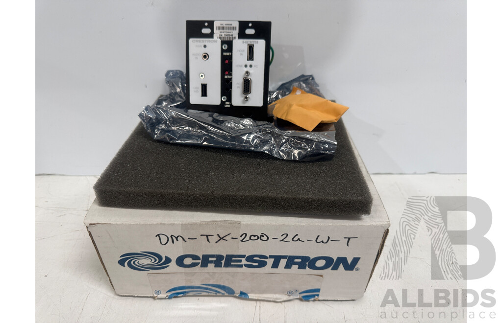 Creston DM-TX-200-2G-W-T, 2-Gang Wall Plate Digital Media 8G+ Transmitter and AV Switcher