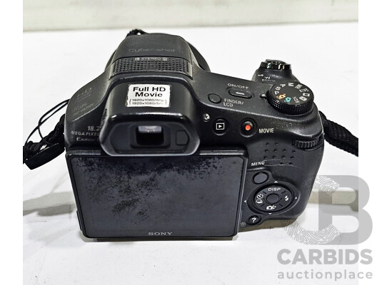 Nikon (DSC-HX200V) Cyber-Shot Camera