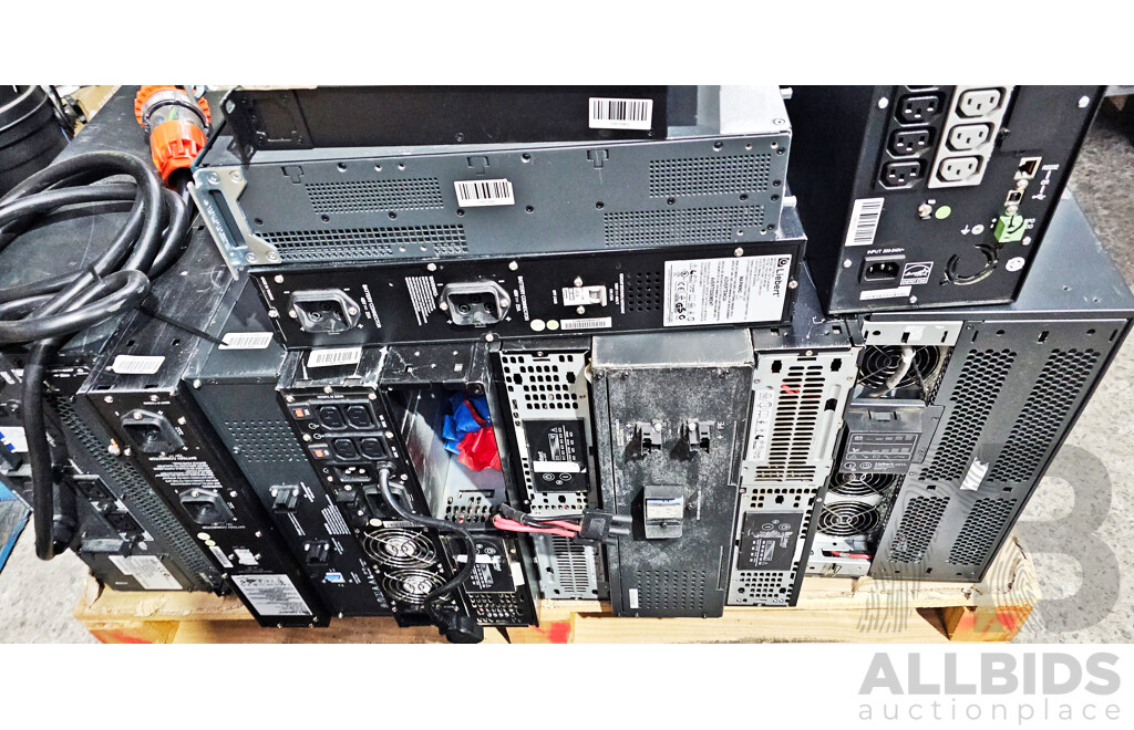 Pallet Lot of Assorted IT/Networking Equipment