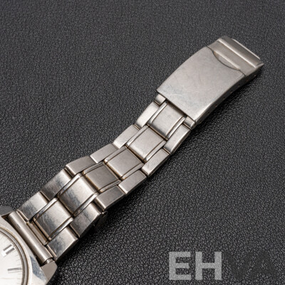 Vintage Seiko Manual Wind Movement. Model: 6602-8070