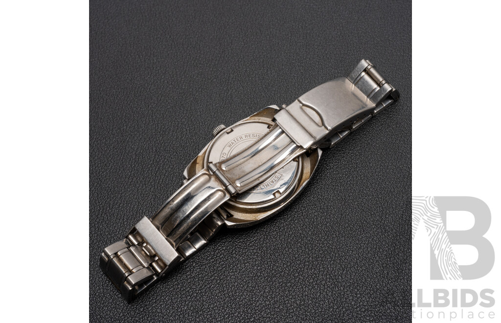 Vintage Seiko Manual Wind Movement. Model: 6602-8070