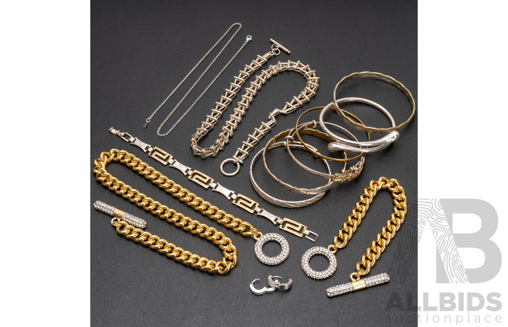 Collection of Costume Jewellery