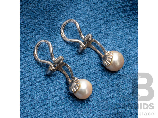 18ct White Gold Cultured Pearl Clip on Earrings, 6.5mm, 3.0 Grams