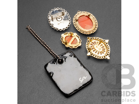 Collection of (4) Vintage Gold Tone Cameo Brooches & Bag Charm
