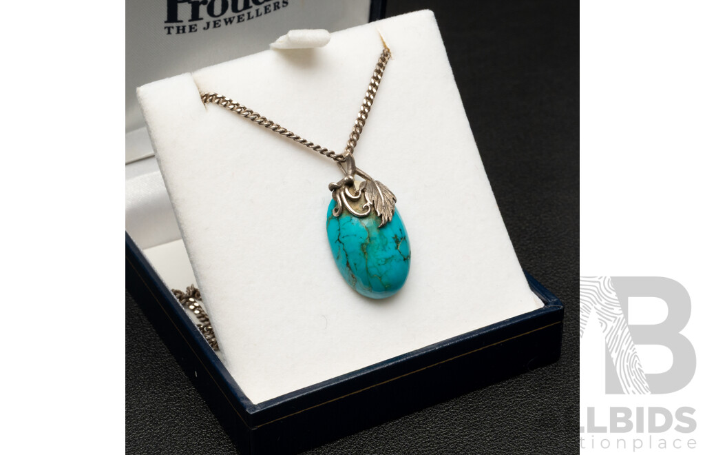 Sterling Silver Artisan Turquoise Cabochon Pendant on SS Curb Link Necklace, 50cm, 10.52 Grams