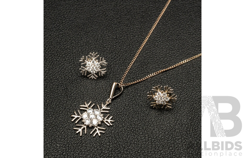 Sterling Silver CZ Snowflake Pendant & Earrings in Presentation Boxes, as New, 5.32 Grams