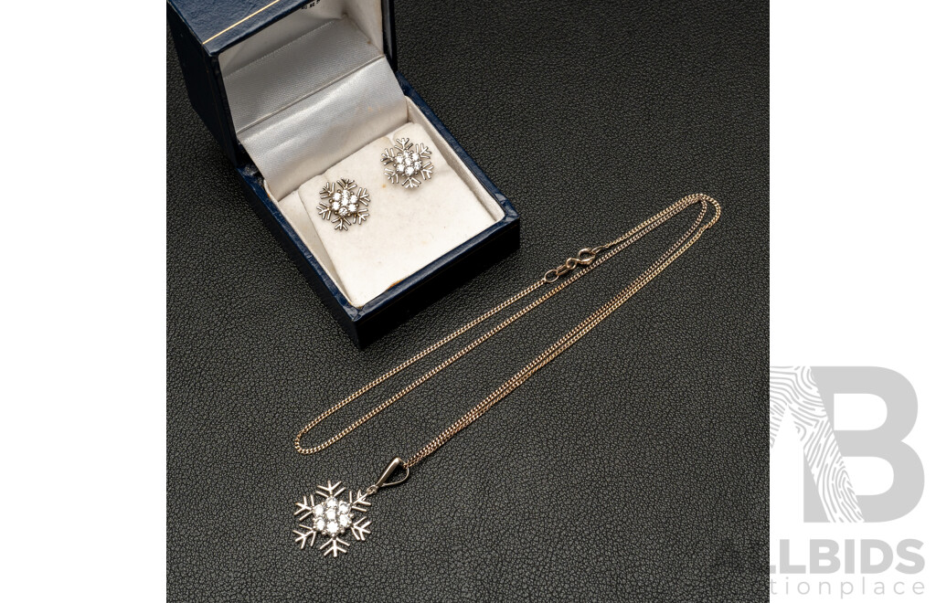 Sterling Silver CZ Snowflake Pendant & Earrings in Presentation Boxes, as New, 5.32 Grams