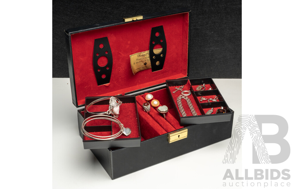 Collection of Sterling Silver Jewellery Including Bangles, Pendants, Bracelet & Earrings 61.68 Grams in Jewel Box