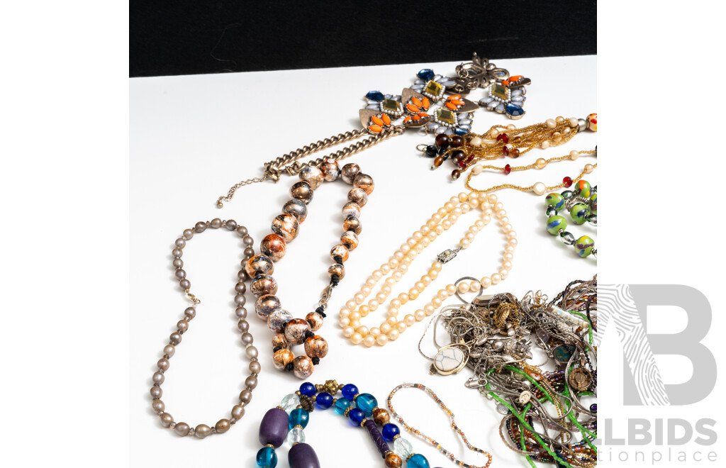 Vintage Jewellery Collection Including Natural and Paste Stones