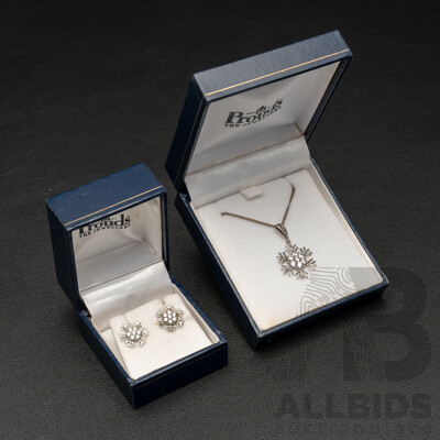 Sterling Silver CZ Snowflake Pendant & Earrings in Presentation Boxes, as New, 5.32 Grams
