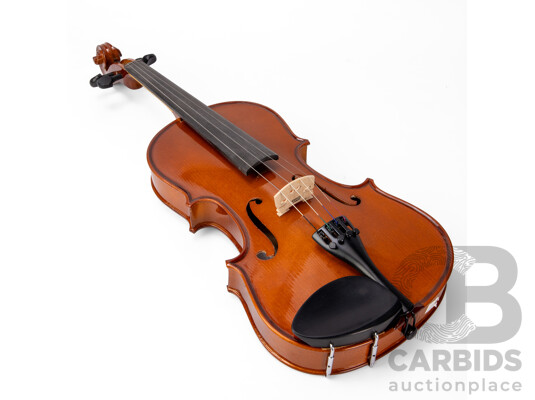 Enrico Acoustic Students Violin and Bow in Protective Case