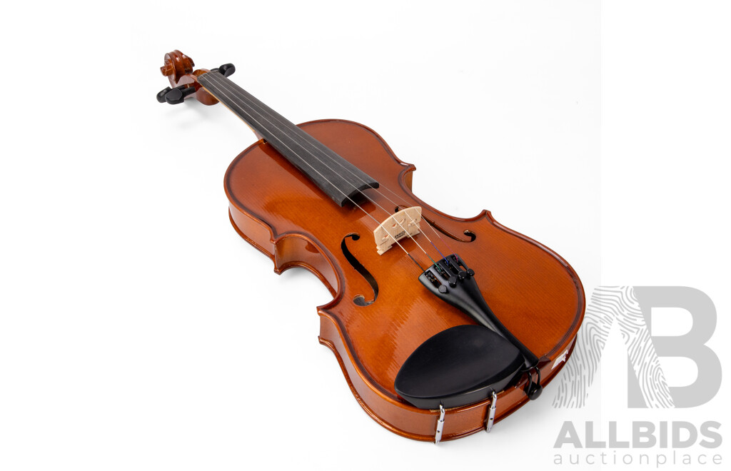 Enrico Acoustic Students Violin and Bow in Protective Case