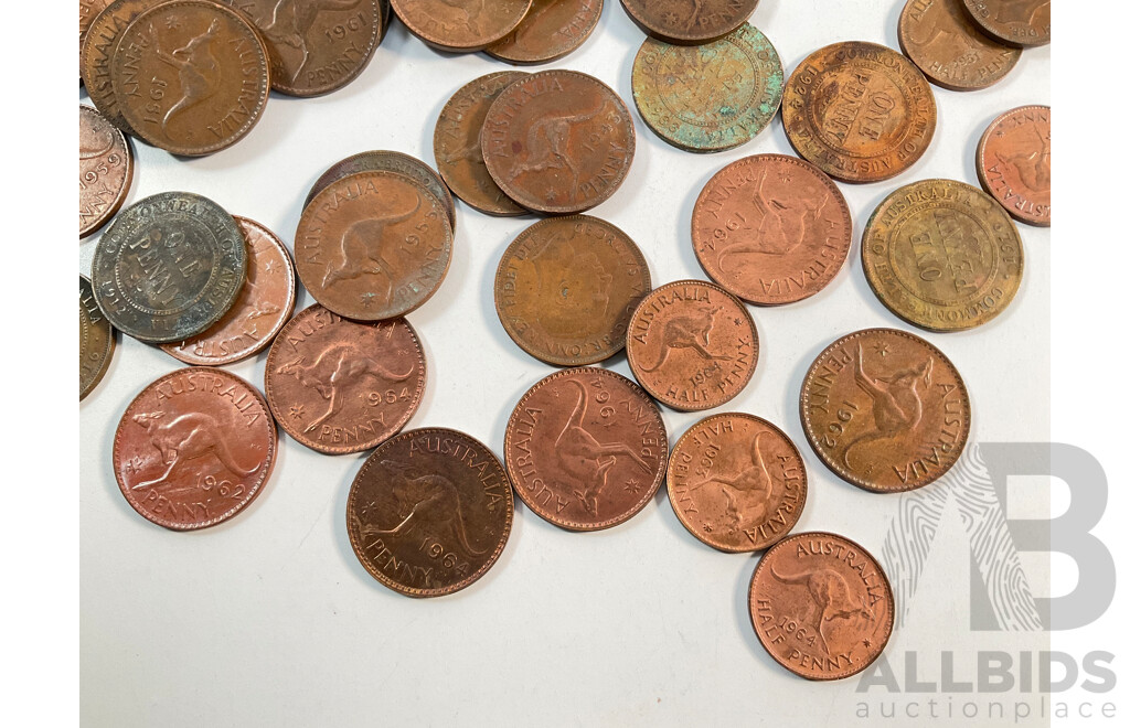 Collection of Australian Pennies and Half Pennies, Examples Spanning 1912 to 1964 Including Several High Grade - Approximately 1.6 Kilograms