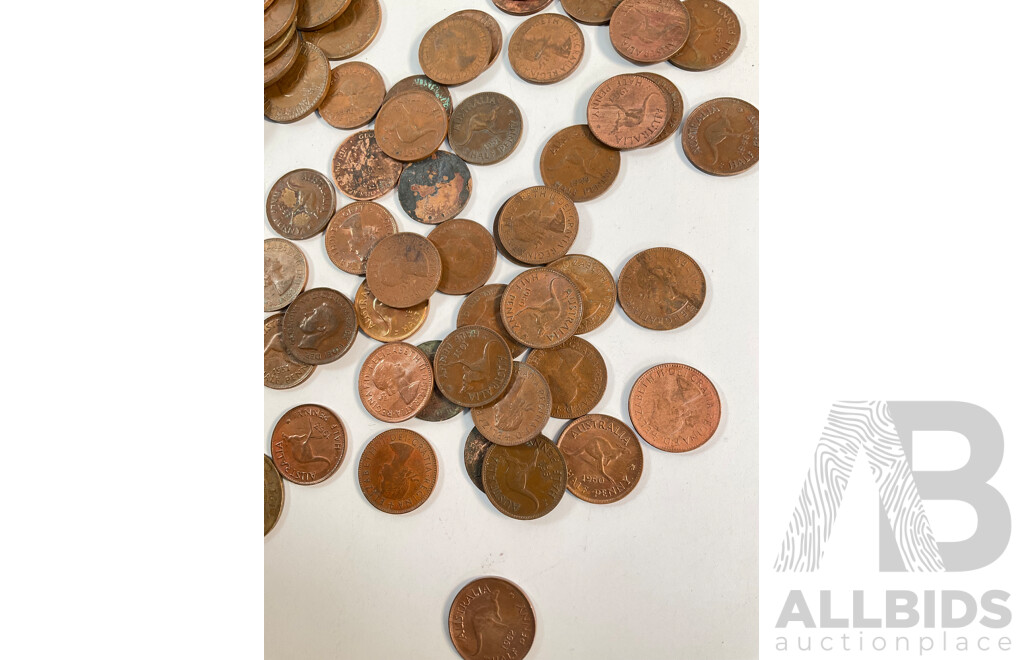 Collection of Australian Pennies and Half Pennies, Examples Spanning 1912 to 1964 Including Several High Grade - Approximately 1.6 Kilograms