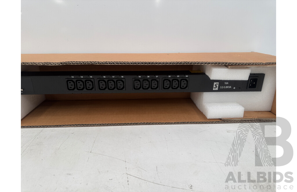 Raritan PX Range - Intelligent Rack Distribution Unit PDU