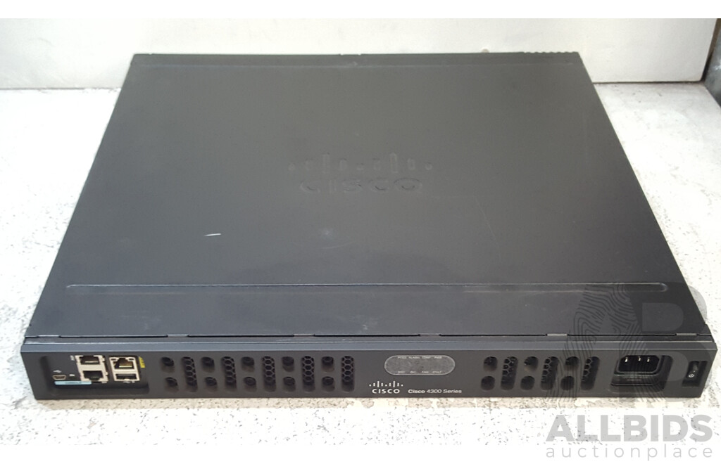 Cisco (ISR4331/K9) 4300 Series Integrated Services Router