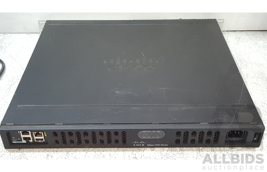 Cisco (ISR4331/K9) 4300 Series Integrated Services Router