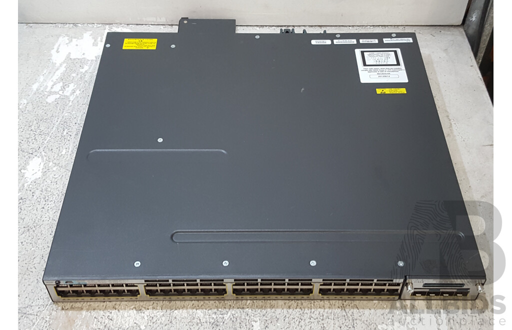 Cisco Catalyst (WS-C3750X-48PF-S) 3750-X Series PoE+ 48-Port Stackable Gigabit Ethernet Switch