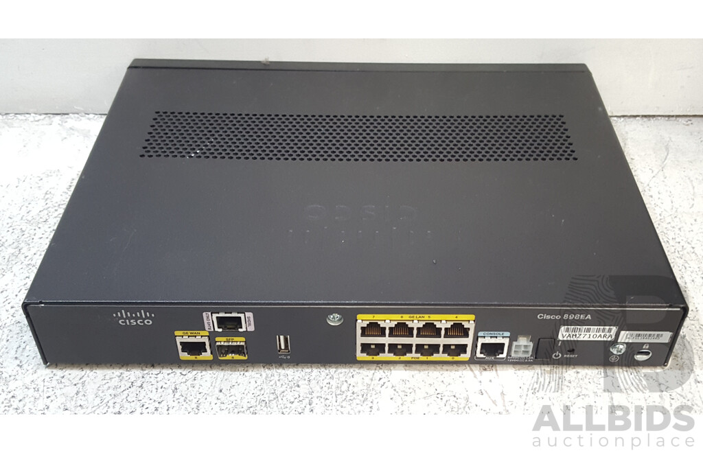 Cisco (C898EA-K9) 890 Series Router