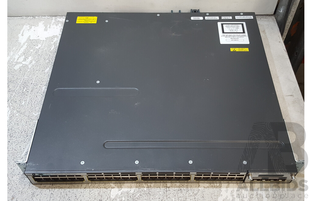 Cisco Catalyst (WS-C3750X-48PF-S) 3750-X Series PoE+ 48-Port Stackable Gigabit Ethernet Switch