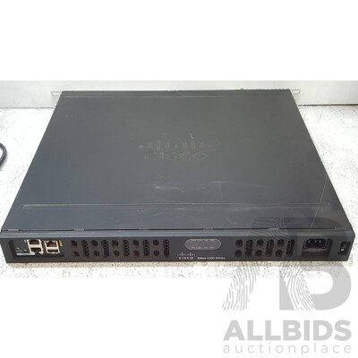Cisco (ISR4331/K9) 4300 Series Integrated Services Router