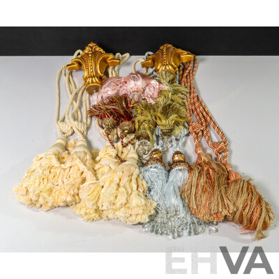 4 Pairs of Large Curtain Tie Back Tassels, 7 Pairs of Small Curtain Tie Back and a Pair of Curtain Rod Ends