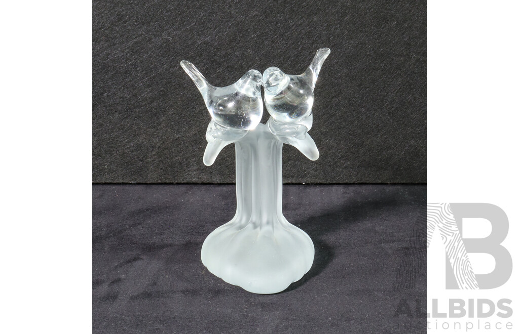 Glass Love Birds Kissing of Tree