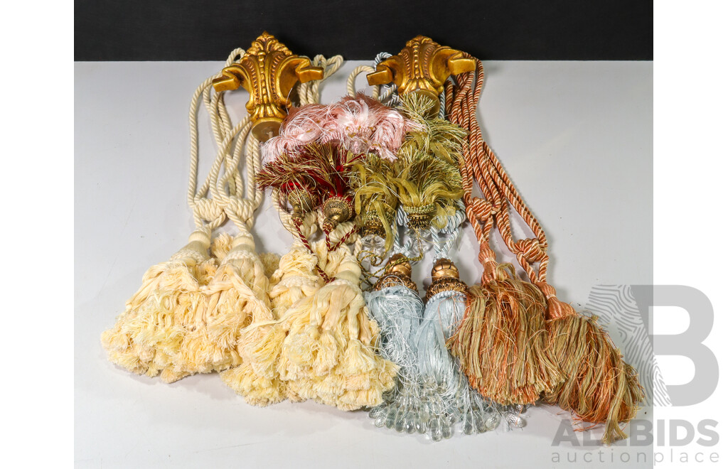 4 Pairs of Large Curtain Tie Back Tassels, 7 Pairs of Small Curtain Tie Back and a Pair of Curtain Rod Ends