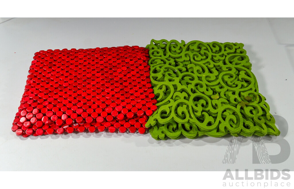 Collection of 5 Placemat Sets