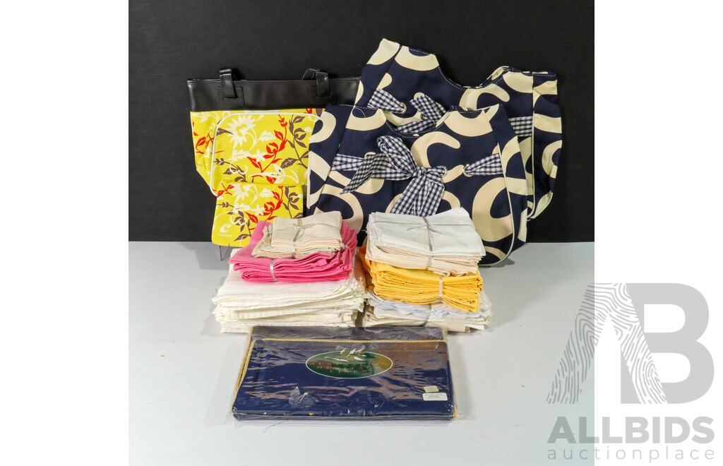 Various Linen Serviettes and Bags