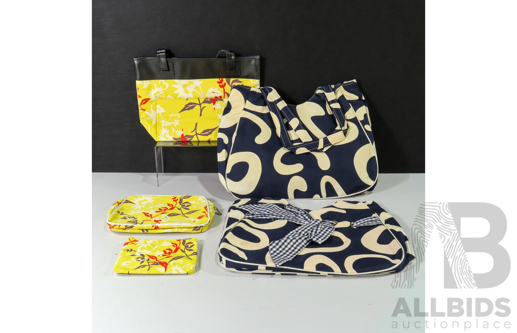 Various Linen Serviettes and Bags