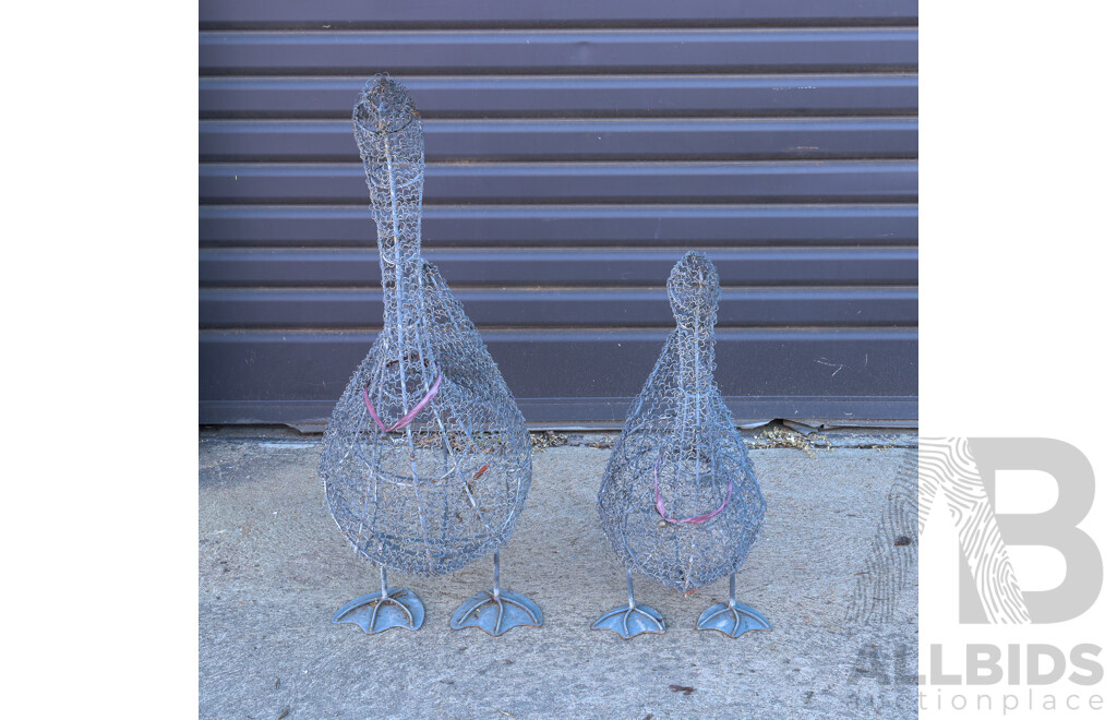 Pair of Wire Geese