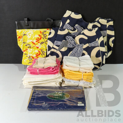 Various Linen Serviettes and Bags