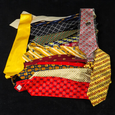 15 Various Men's Silk Ties