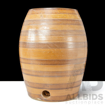 Bendigo Pottery Banded Spirit Barrell, Circa 1880