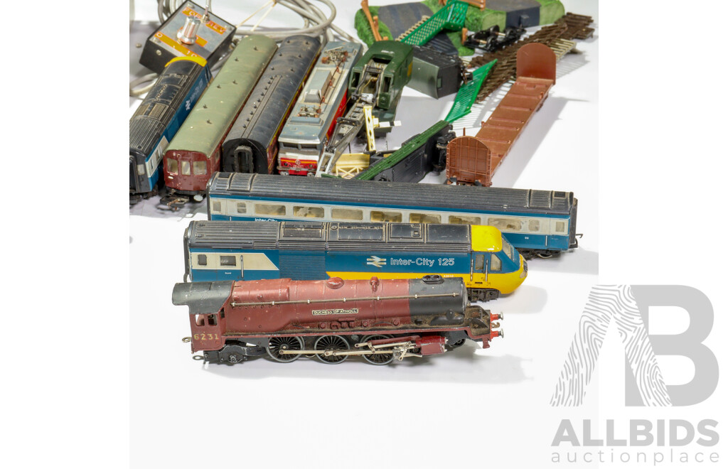 Collection of HO/OO Scale Rolling Stock and Scenery Items Including British Steam Locomotive 6231, Diesel Intercity 125, French Electric Locomotive CC-5505, Australian Freight, Rail Master Tranformer