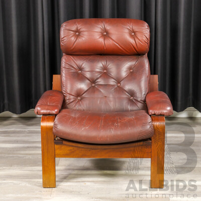 Vintage Leather Armchair by Danish Delux
