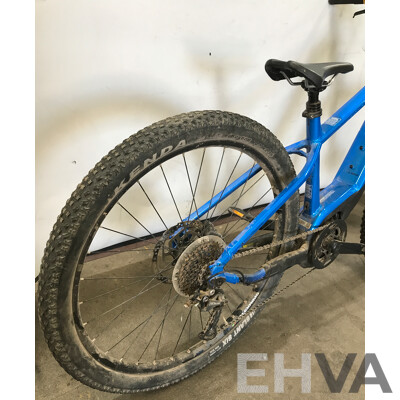 Avanti Montari-E 9 Speed Electric Bicycle