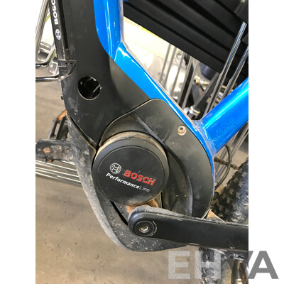 Avanti Montari-E 9 Speed Electric Bicycle