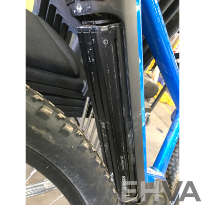 Avanti Montari-E 9 Speed Electric Bicycle