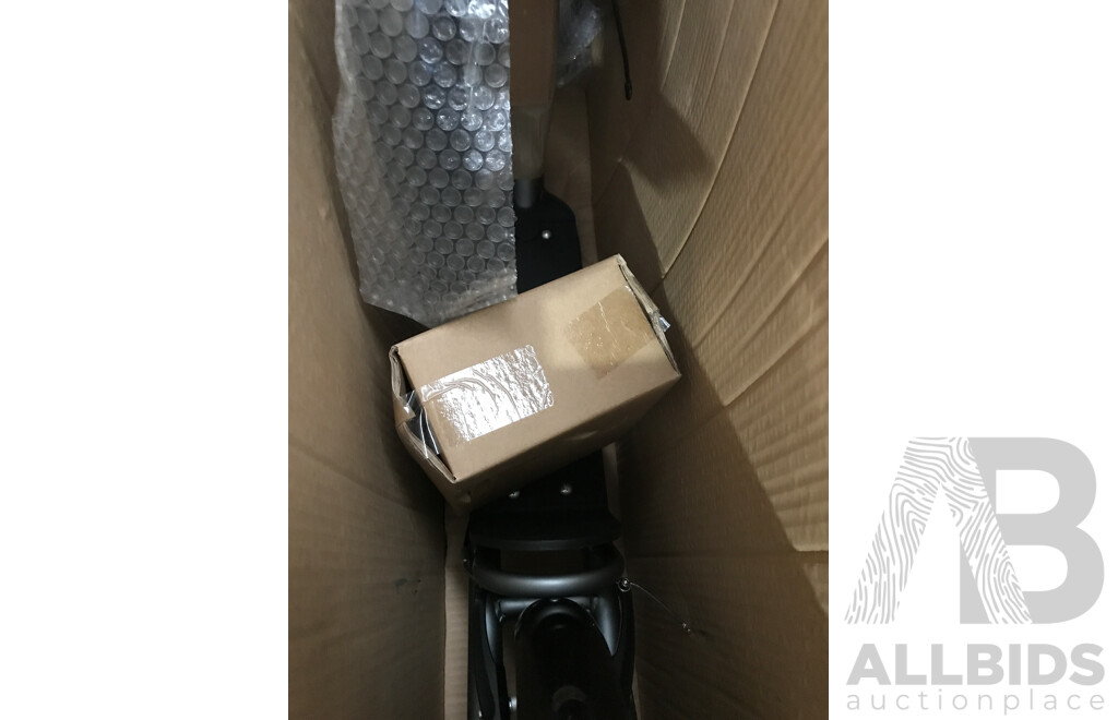 Crane 63160 Kick Scooter