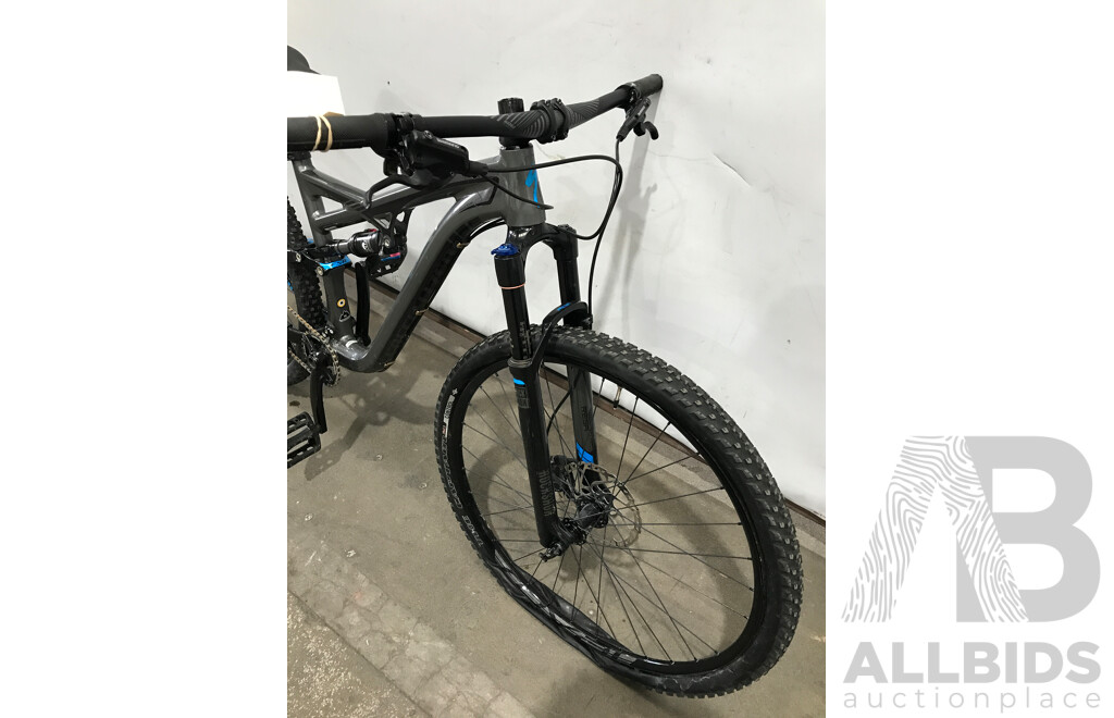 Specialized Comp 10 Speed Mountain Bike